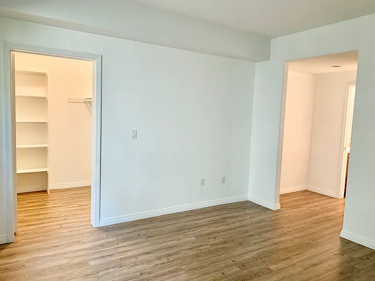 The Watermarque Apartments — Photo 17