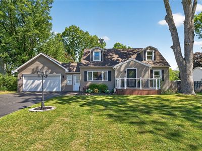 218 Oakwood Ln, Webster, NY, 14580