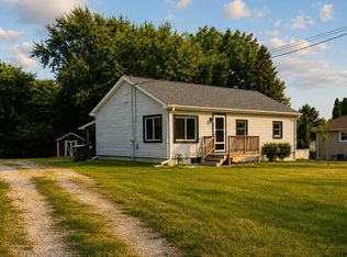 42981 N Lake Ave, Antioch, IL 60002