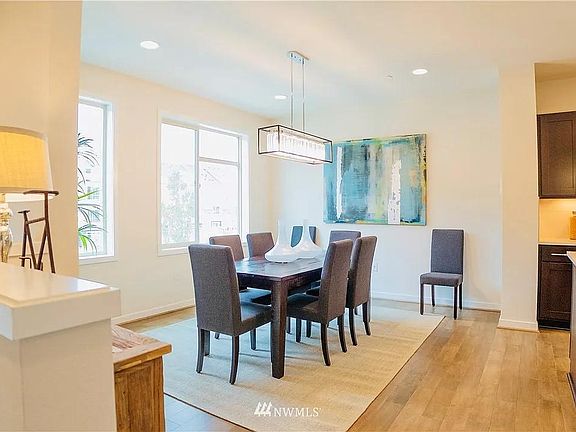 5th image of 986 6th Ave NE Unit 11.3
