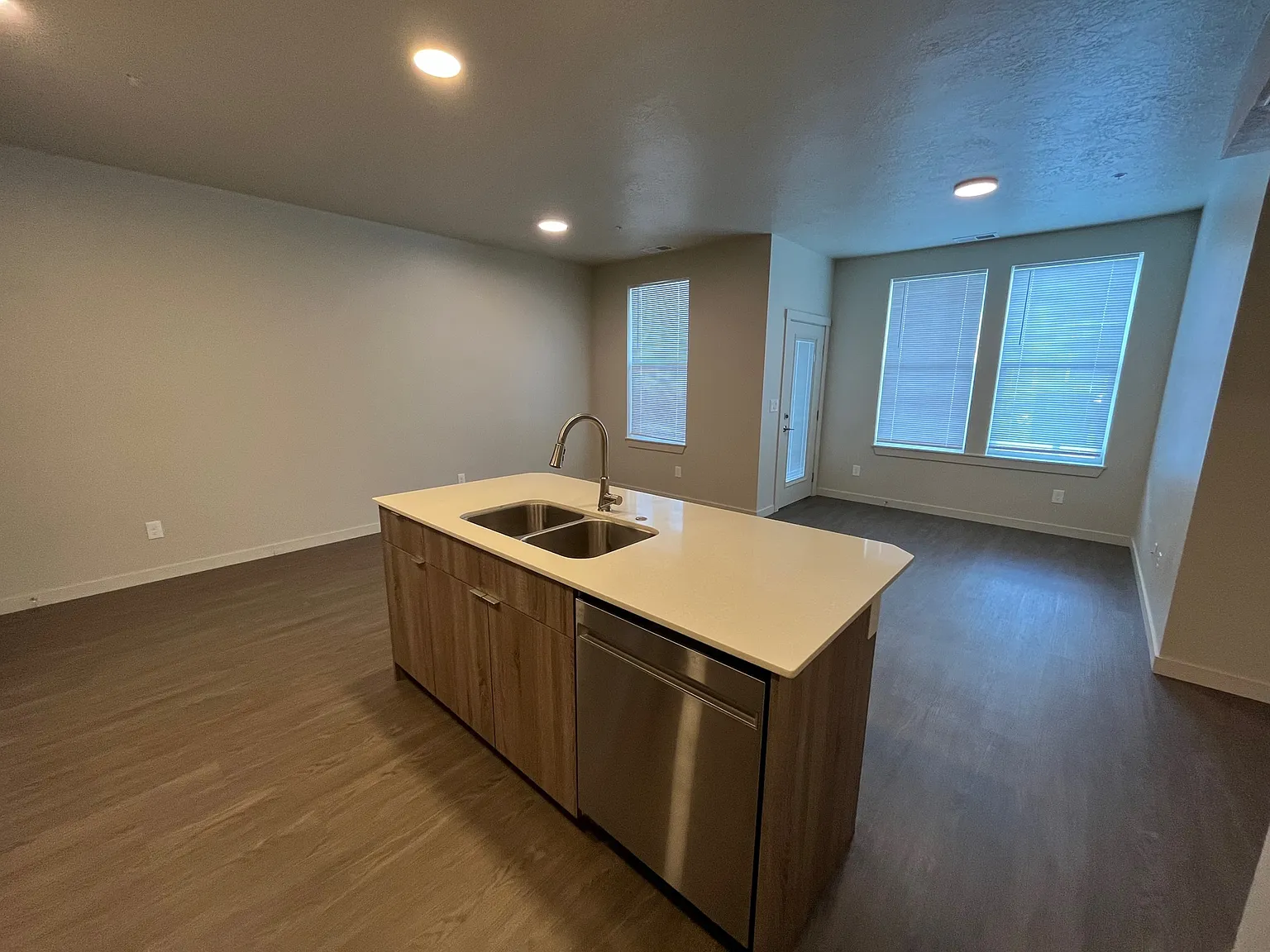 622 Fillmore St — Photo 3