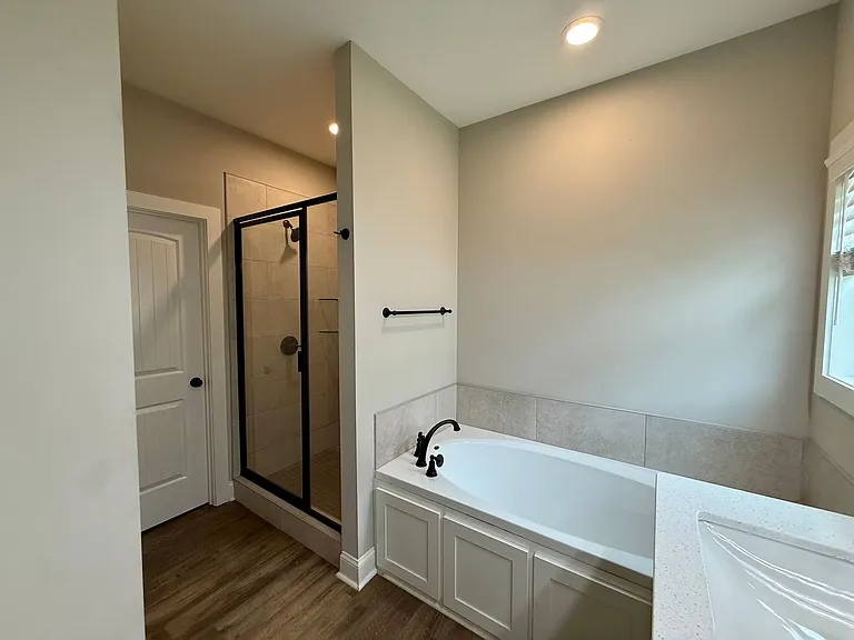 330 Orion St — Photo 10