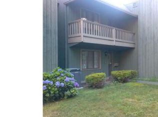 20 Village Rd, Southington, CT 06489