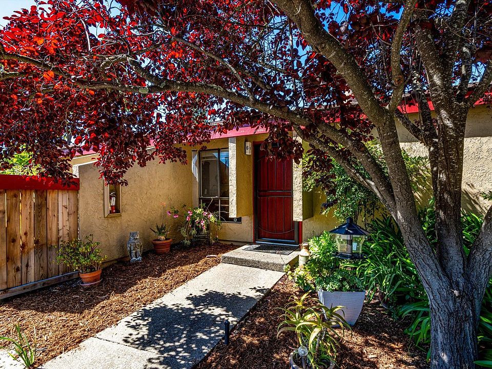 1st image of 6 Redwood Court #6