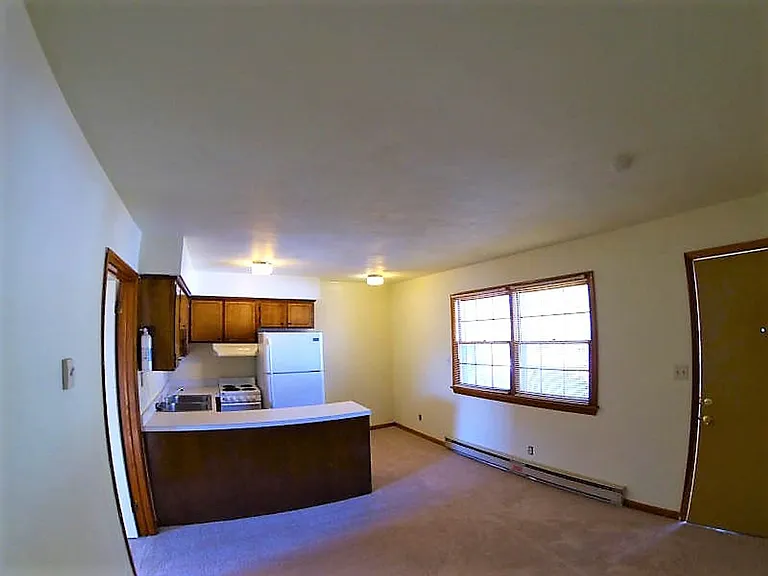 Bay Oaks Park Apartments — Photo 7