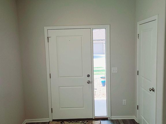 2nd image of 3814 Chileno Dr