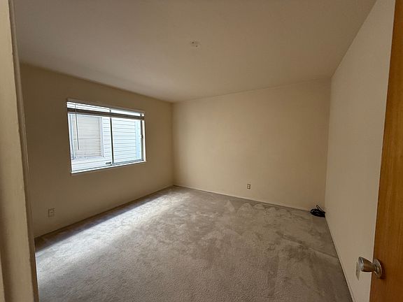 4th image of 1942 15th St APT 2