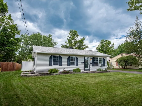 1031 Westbrook Dr, Rome, NY 13440