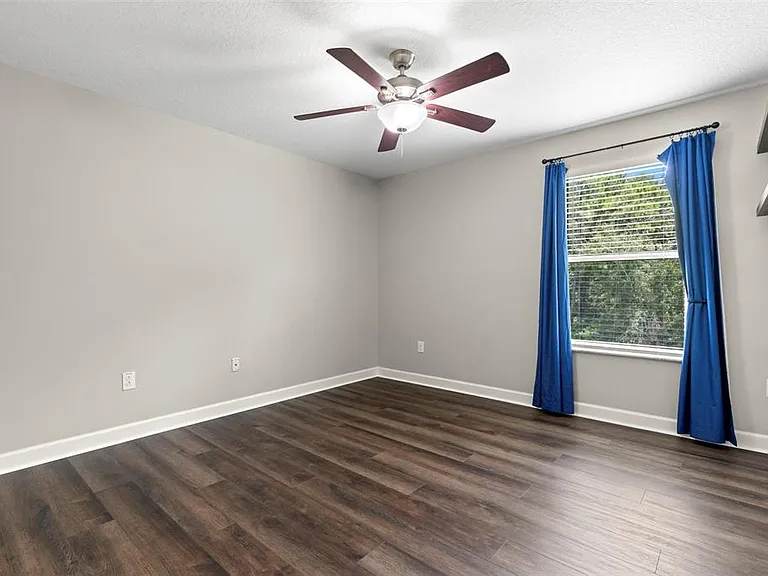 20405 Autumn Fern Ave — Photo 44