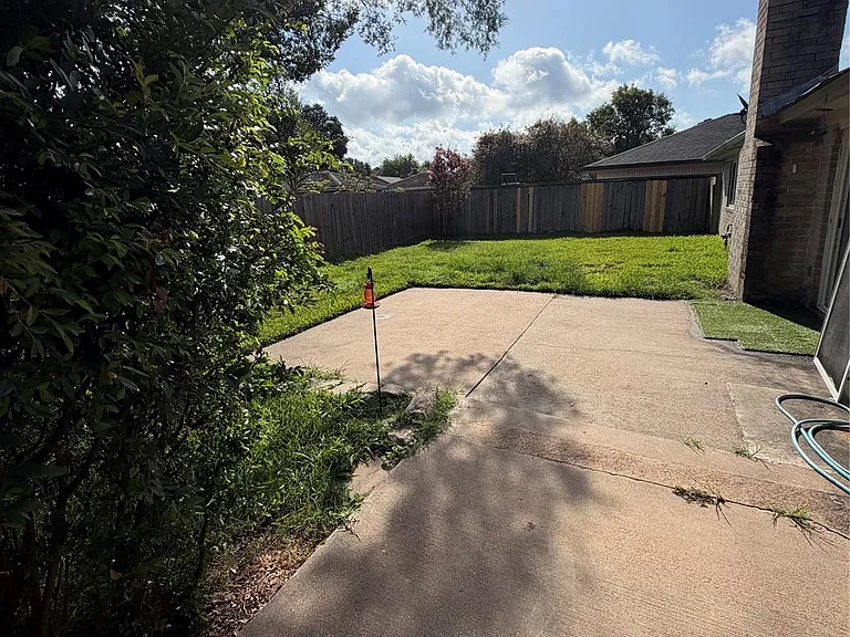 15722 Echo Canyon Dr — Photo 48