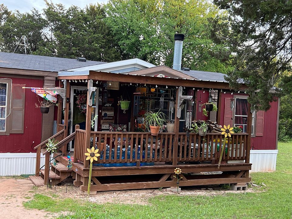 1st image of 440 Capricorn Dr