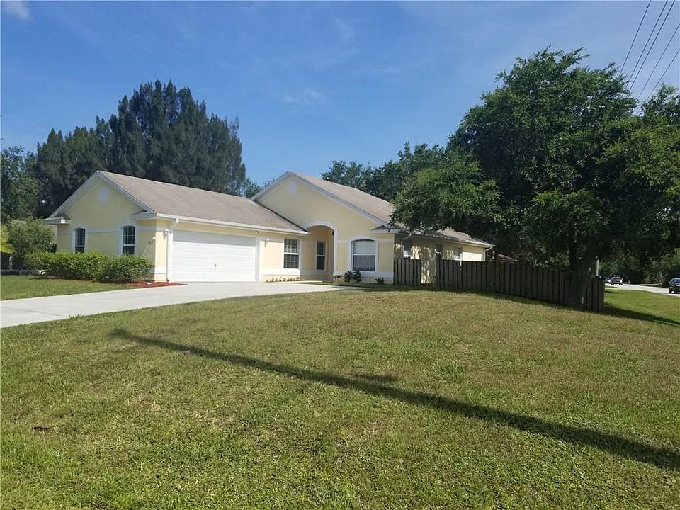 2nd image of 891 Tarpon Ave