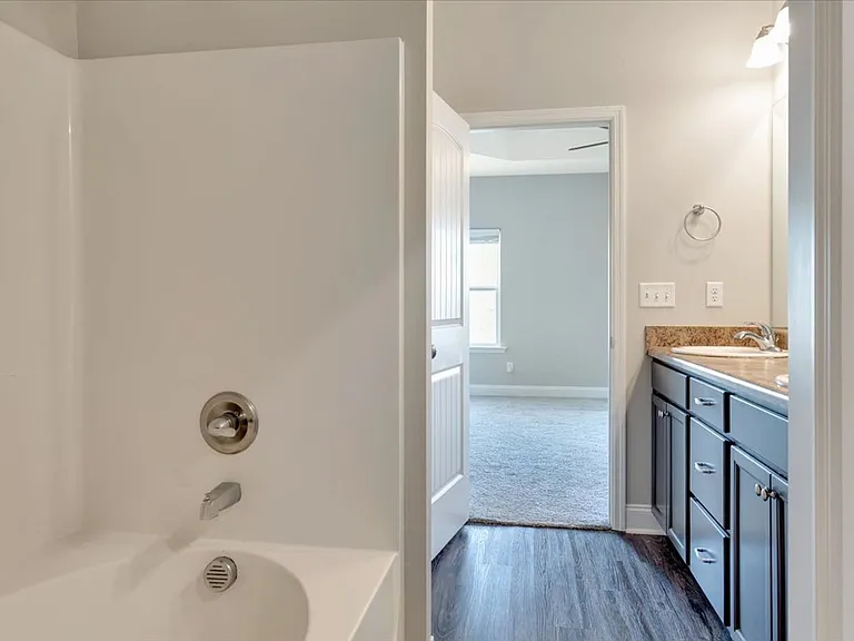 3888 Harper Franklin Ave — Photo 20