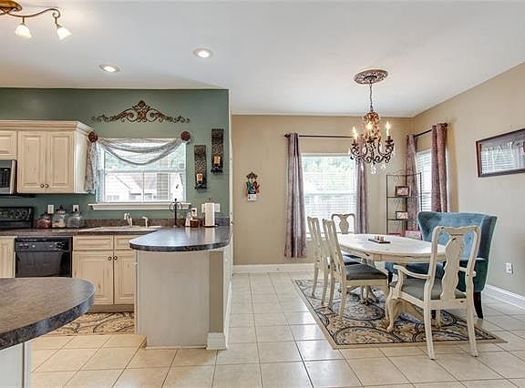 5th image of 5252 Savannah Ln