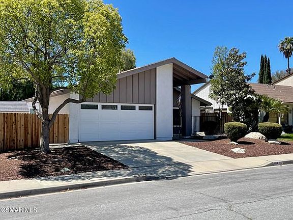 3rd image of 1914 Parkwood Ct