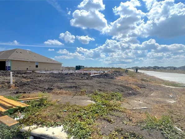 1465 Rhaegal St, Corpus Christi, TX 78415