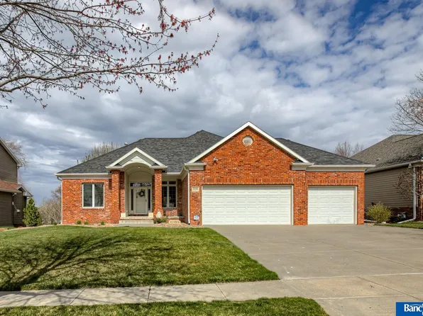 7533 San Mateo Ln, Lincoln, NE 68516