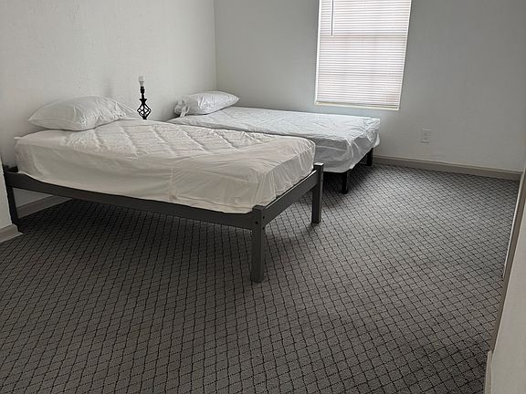 Shared Room/Shared Bath