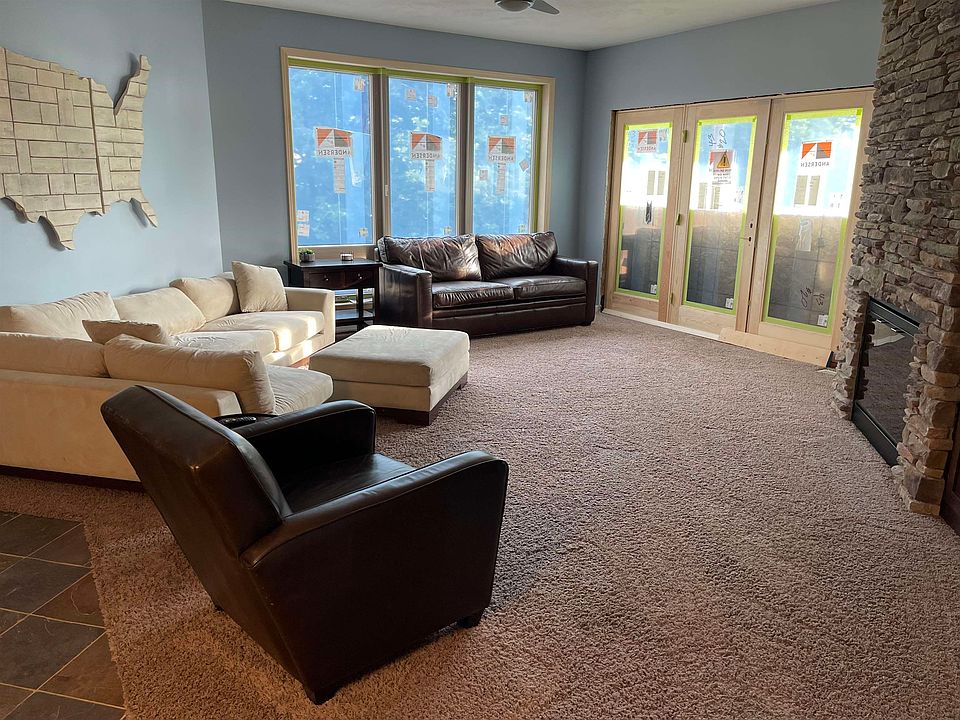 1st image of 425 240th Ave #205