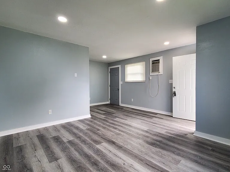 5909 W Morris St — Photo 3