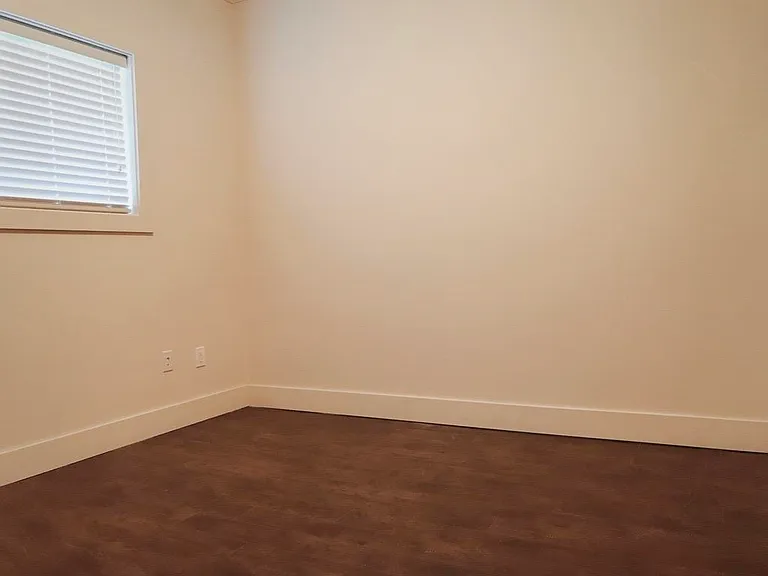 11368 Williams Rd — Photo 3