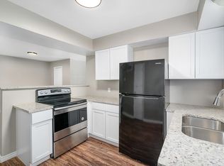 1303 S 2nd St #5, Conroe, TX 77301