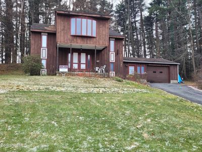 161 Sherwood Dr, Pittsfield, MA, 01201