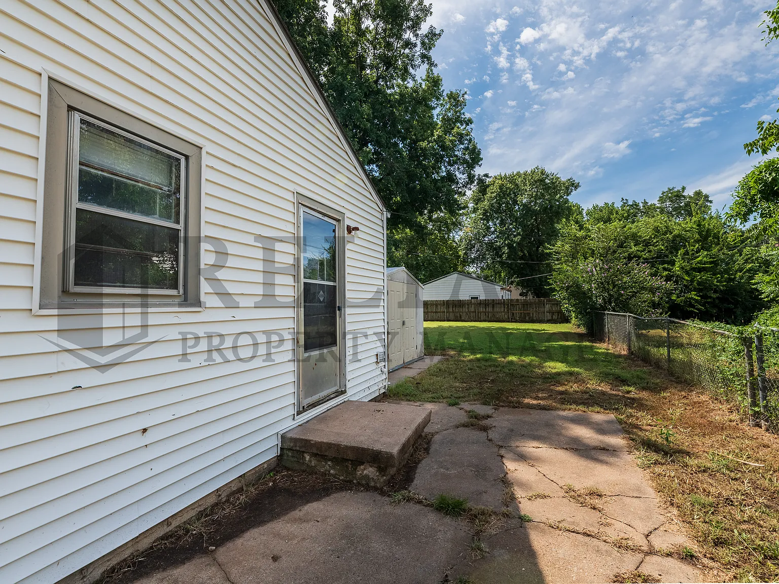 301 Lamar Court - 1 — Photo 4