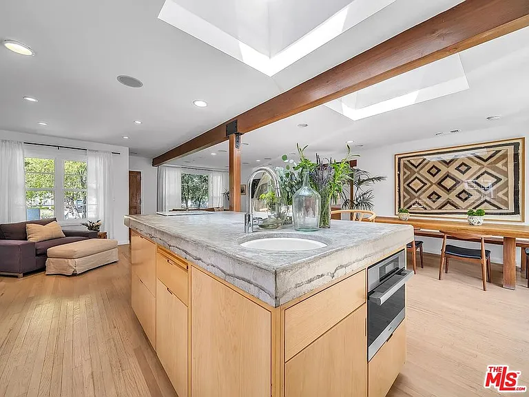7844 Stewart Ave #A-B — Photo 3