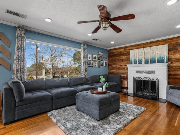 2565 North St, Redding, CA 96001