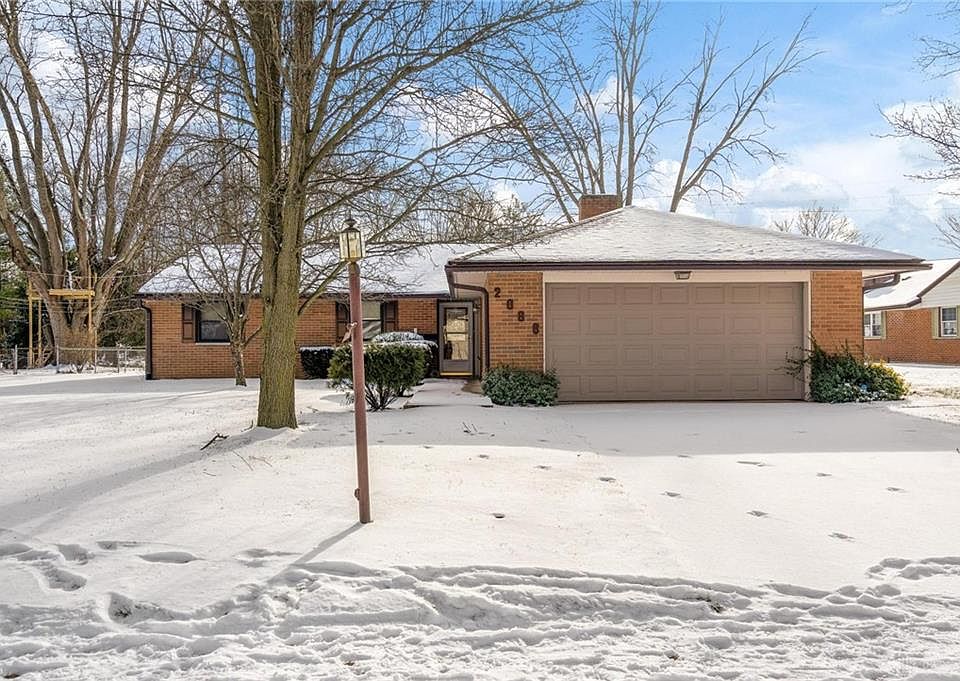 1st image of 2088 Westlawn Dr