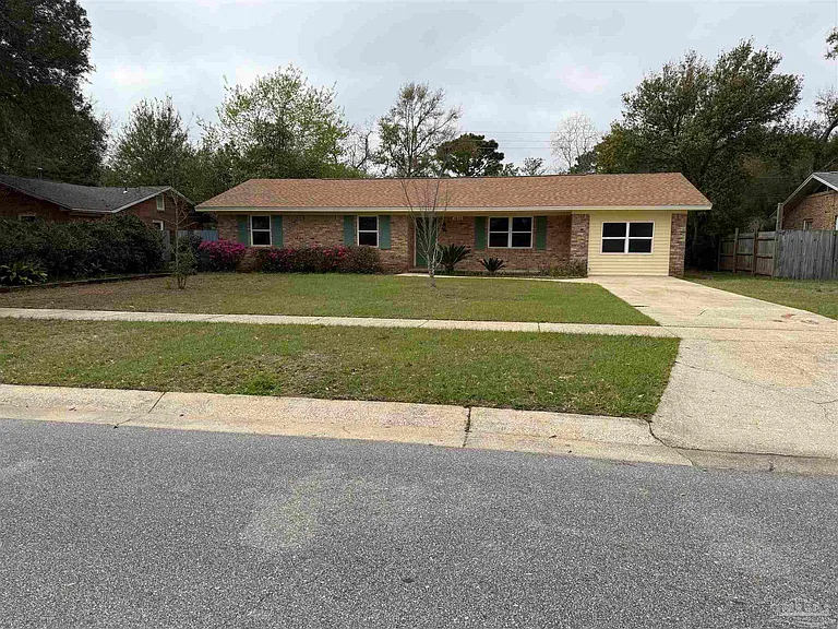 7845 Le Jeune Dr — Photo 3