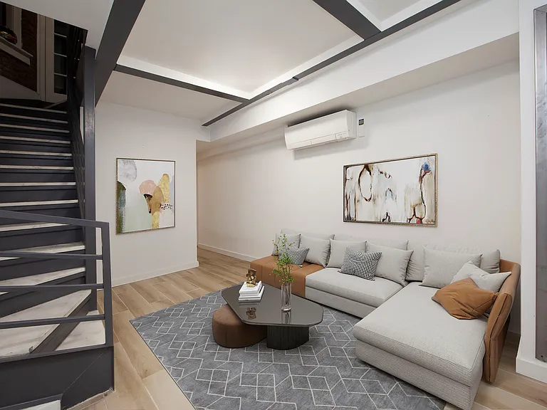 15 Essex St #3 — Photo 1