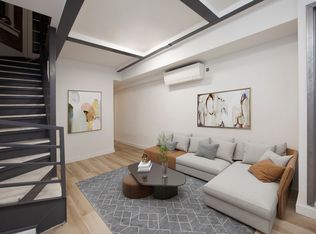 15 Essex St APT 3, New York, NY 10002