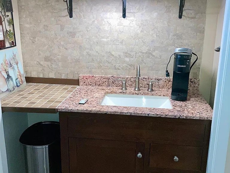 Tinsmith Cir — Photo 2