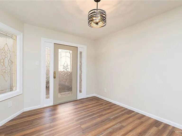 1218 Bluebird Ave — Photo 12