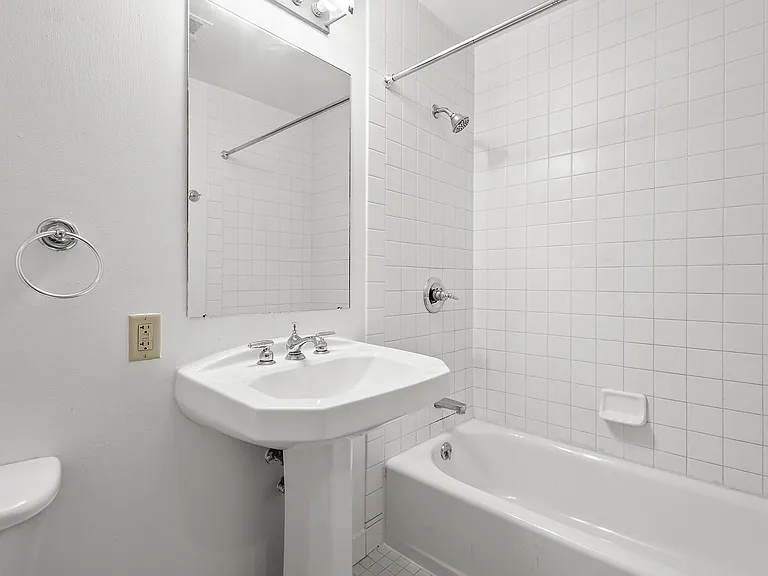 Chamber Lofts — Photo 27