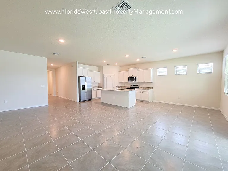 5819 Oak Bridge Ct — Photo 3