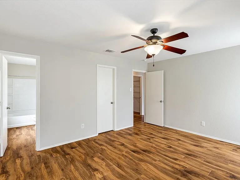 5720 Mountain Stream Trl — Photo 7