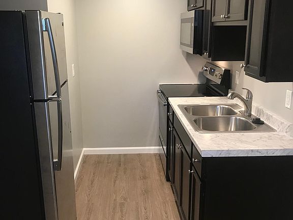 4th image of 822 Clough Pike APT 4