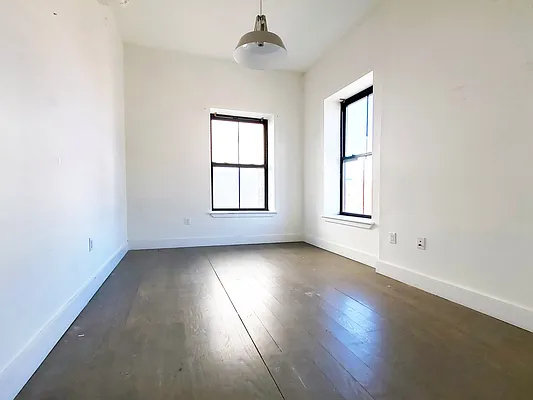 Rented by Sunshine Management Group, LLC | media 7