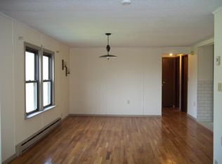 74 N Nassau Ln, Averill Park, NY 12018