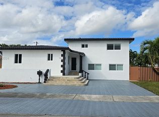 1900 SW 83rd Ave, Miami, FL 33155