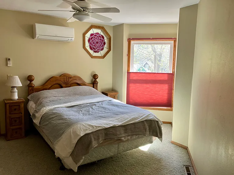 367 Pearl St — Photo 22