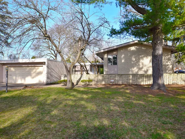 24355 Santa Barbara St, Southfield, MI 48075