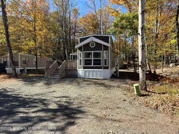 292 Cherry Dr, Gouldsboro, PA 18424