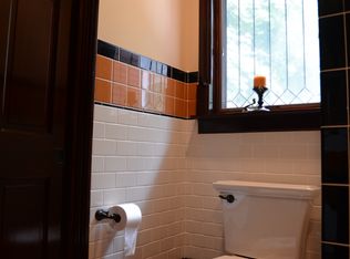 98 Washington St, Carbondale, PA 18407