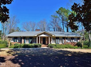 190 Club Dr, Gainesville, GA