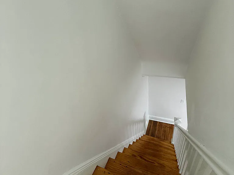 27-23 12th St #1 — Photo 8
