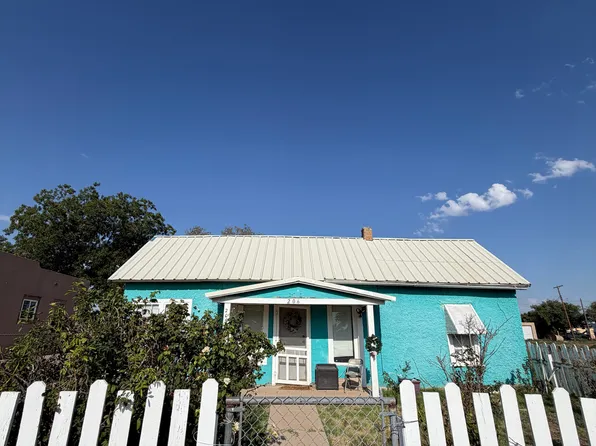 206 S Kansas Ave, Roswell, NM 88203